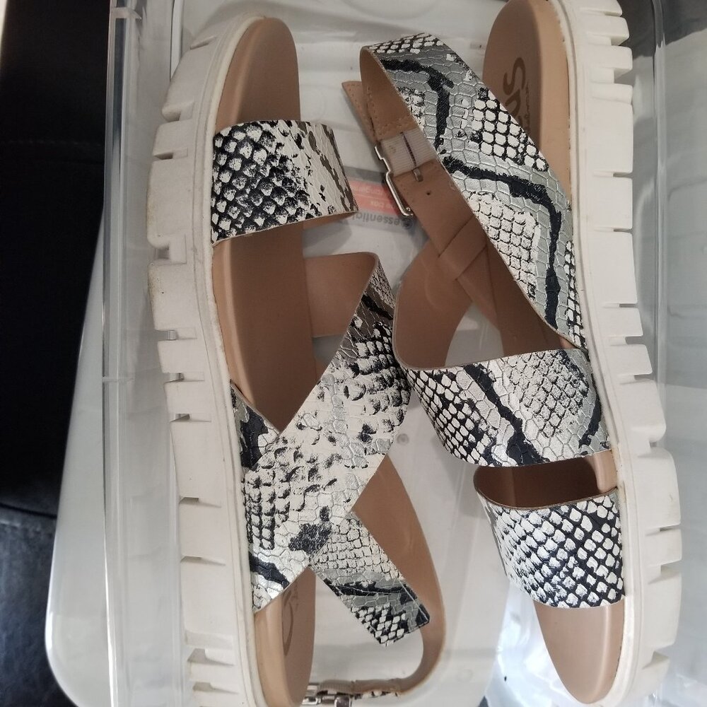 Circus by sam eldman snakeskin sandals